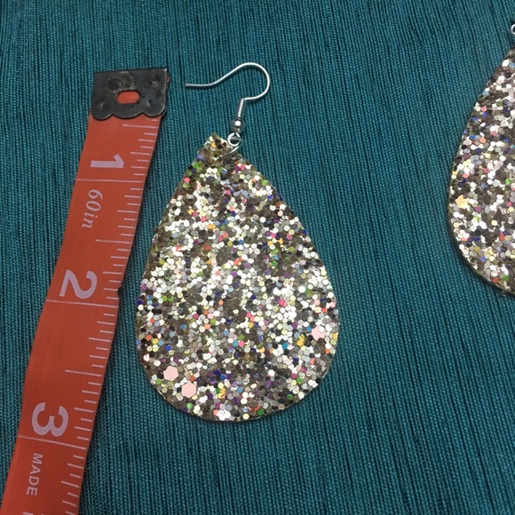 Gold Glitter Earrings! - Picture 4 of 7